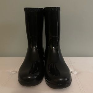 UGG Sienna Rainboots Sz 9